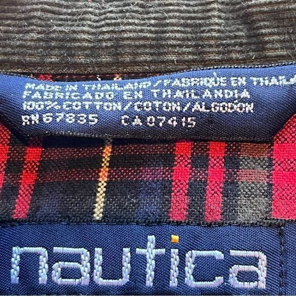 Nautica Men's Button Down Cotton Long Sleeve Shirt Red/Green/Blue Plaid Medium - Picture 10 of 10